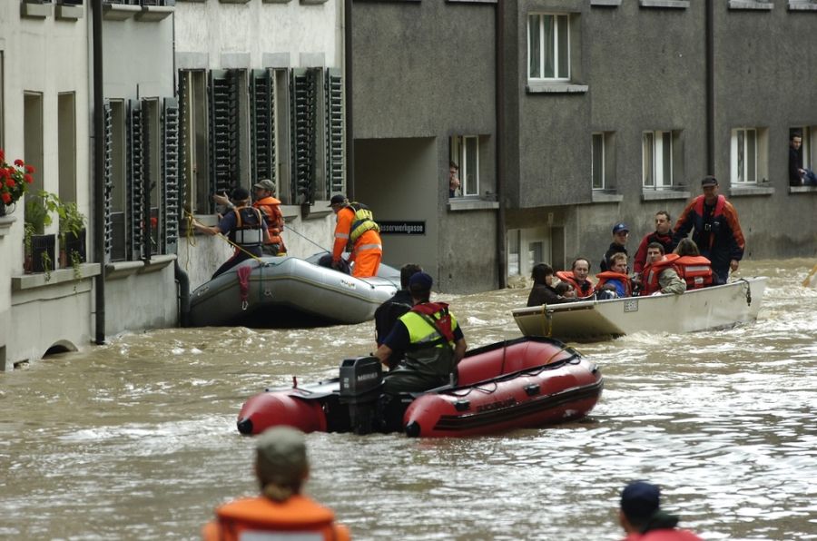 Während dem Hochwasser vom August 2005 wurde das Berner Mattequartier überschwemmt und die Bewohner mussten evakuiert werden.