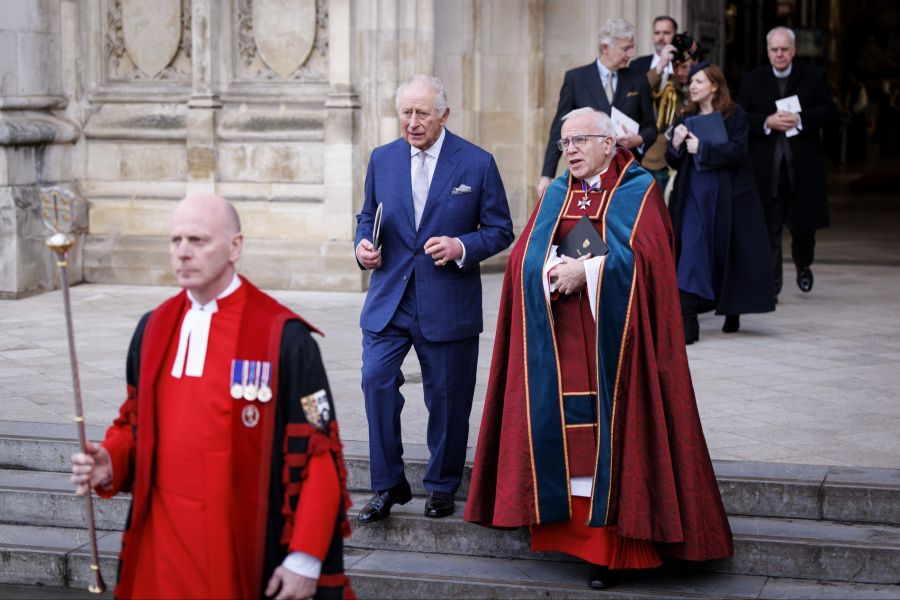 König Charles wirkt auf manchen Aufnahmen müde - doch an seinen royalen Pflichten hält er fest. (Archivbild)