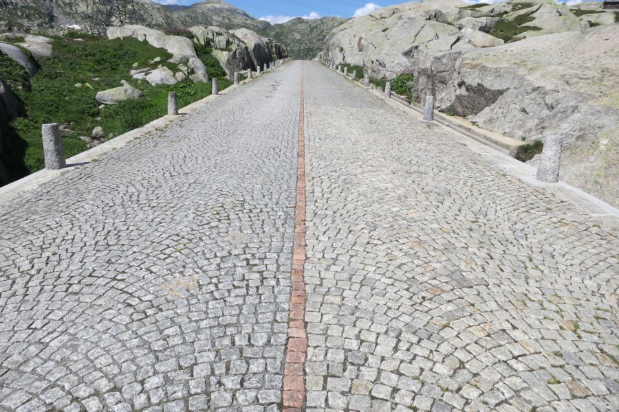 Tremola Kopfsteinpflaster