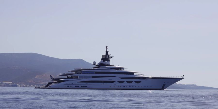 Megayacht