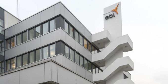 Das EBL-Hauptgebäude (Genossenschaft Elektra Baselland). EBL-Hauptgebaeude