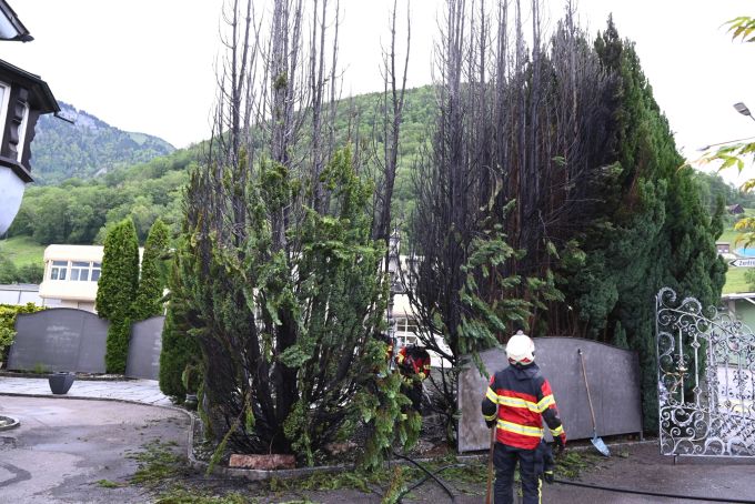 Die Feuerwehr konnte den Brand löschen. Brand in Rüthi.