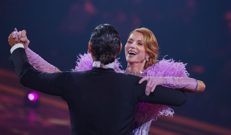 let's dance esther schweins