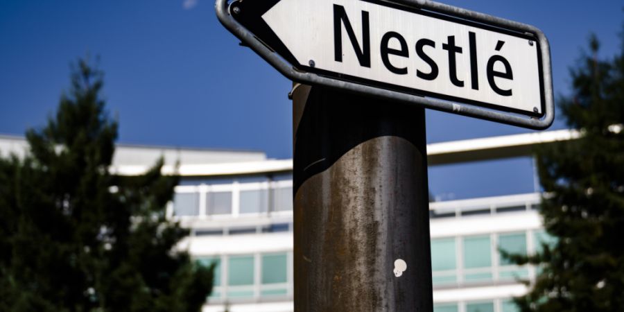 Der Druck auf Nestlé steigt: In Frankreich sind nach dem Tod von zwei Säuglingen Ermittlungen wegen möglicherweise verunreinigter Babymilch eingeleitet worden. (Archivbild)