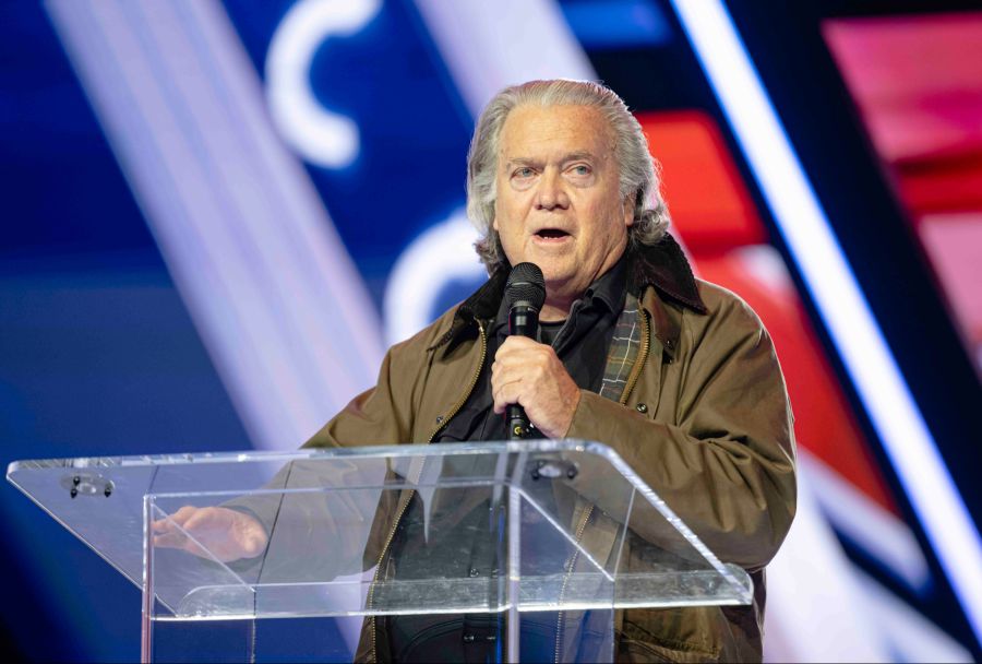 Auch mit dem Ehemaligen Trump-Berater, Steve Bannon, hatte Chomsky Kontakt. (Archivbild)