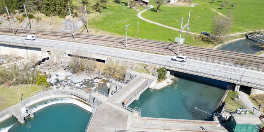 Ab Mai saniert der Bund zwei Brücken auf der ehemaligen Kantonsstrasse zwischen Spiez und Kandersteg.