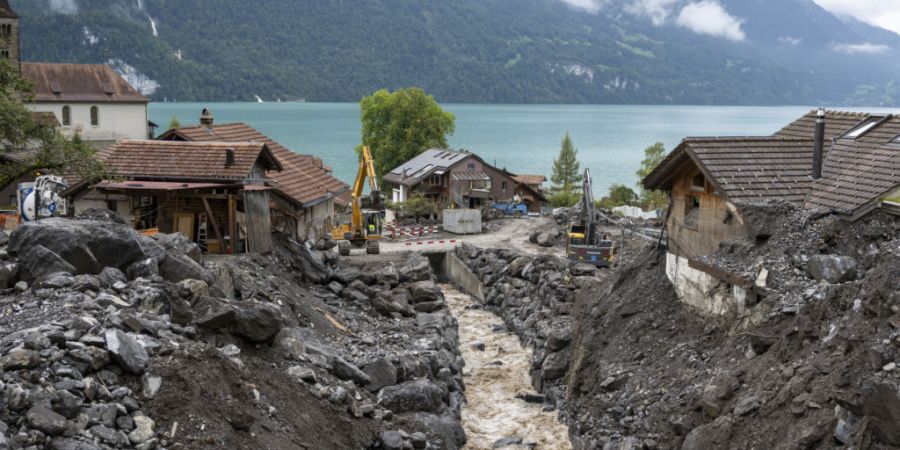 Beim Unwetter vom August 2024 trat der Milibach über die Ufer und verwüstete den Ortsteil Aenderdorf. Bewohnende können nun bei Bedarf ihr Land an die Gemeinde verkaufen. (Archivbild)