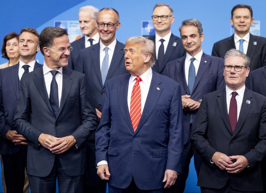 Öffentlich sprechen die europäischen Staatschefs von Fortschritten in den Friedensverhandlungen und loben Donald Trump.