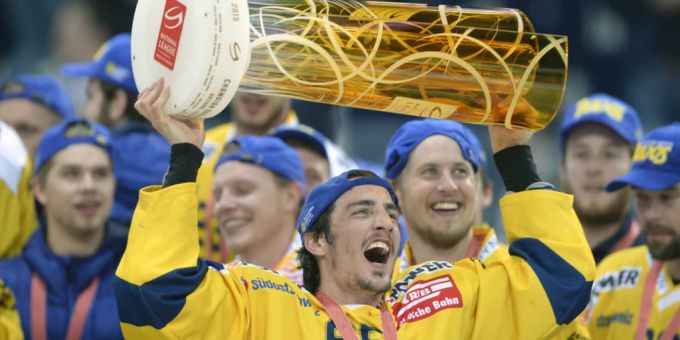 Marc Wieser holt mit dem HC Davos vier Meistertitel. HC Davos