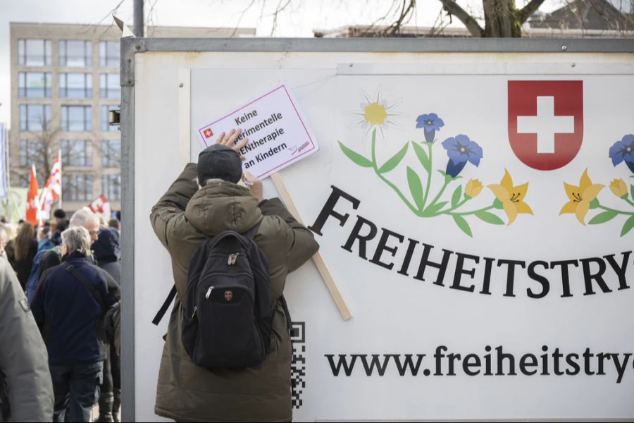 Sie waren besonders stark von den Folgen der Pandemie betroffen. (Archivbild)