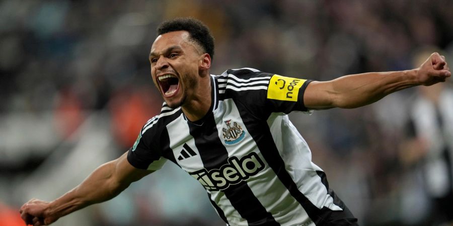 Jacob Murphy schoss Newcastle United in der ersten Halbzeit in Führung.