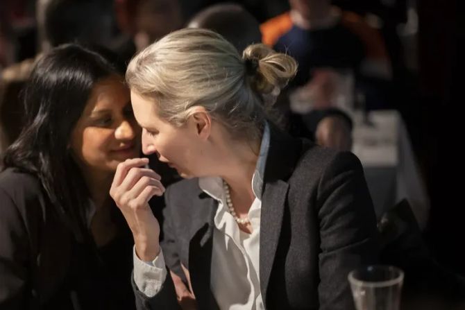 Sarah Bossard Alice Weidel