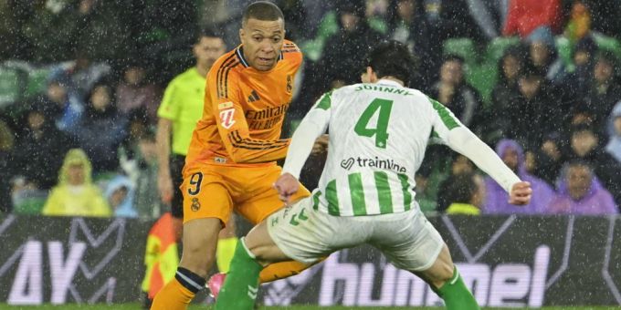 Enges Meisterrennen - Bittere Pleite: Real verliert gegen Betis Sevilla