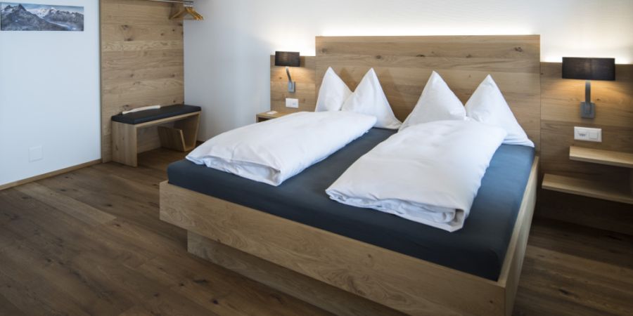 Die Schweizer Hotellerie hat im August weniger Gästeübernachtungen verzeichnet. Die Zahl der Logiernächte sank gegenüber dem Vorjahresmonat um 2,1 Prozent. (Archivbild)