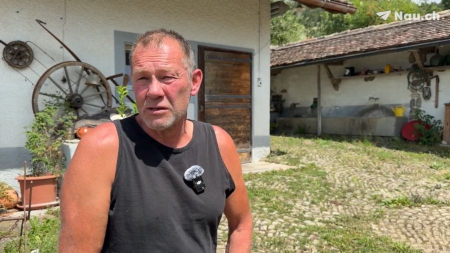 Noch reichten die Vorräte aus der letztjährigen Ernte für rund zwei Wochen. Bleibt der Regen weiter aus, müsste er das Winterfutter verfüttern.