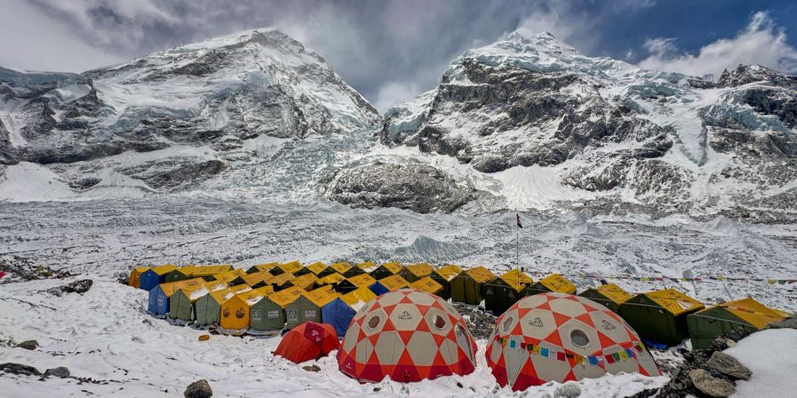 Mount Everest Basecamp