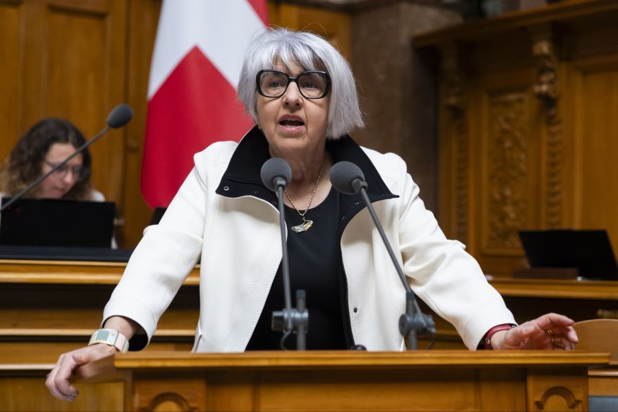 Im Vergleich mit den USA ist der Anteil emotionaler Reden in der Schweiz 14-mal geringer. (Im Bild: Bundesrätin Elisabeth Baume-Schneider)