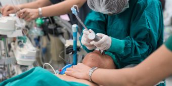 Intubation, OP