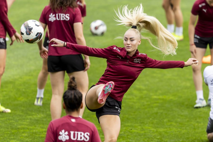 Alisha Lehmann Schweizer Nati