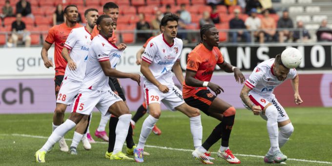 Der FC Zürich taucht auswärts beim FC Sion. FC Zürich