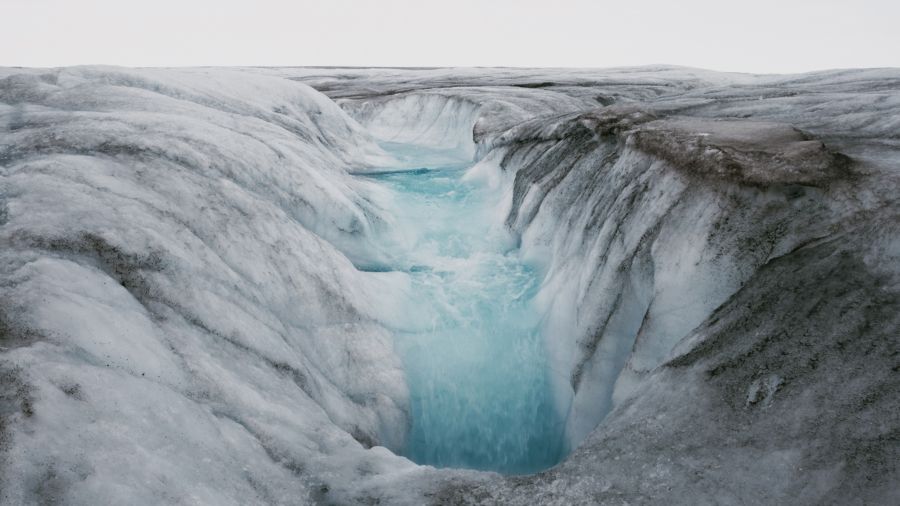 Pure Waste (Video Still), Julian Charrière, 2021.