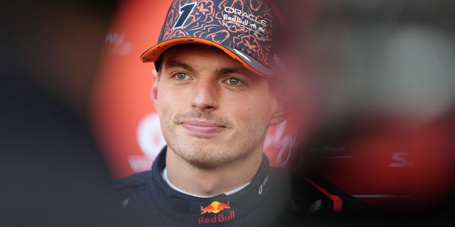 Max Verstappen fährt auch 2026 für Red Bull.