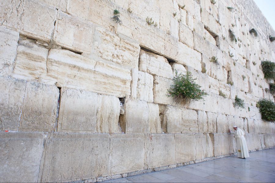 Papst Franziskus hatte das Fahrzeug 2014 bei einem Besuch in Bethlehem genutzt. Hier Franziskus in Jerusalem. (Archivbild)