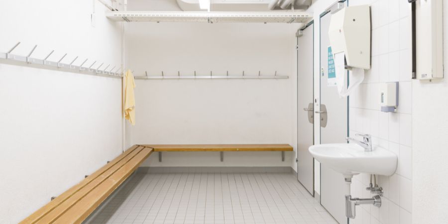 Umkleidekabine Schulen Schweiz