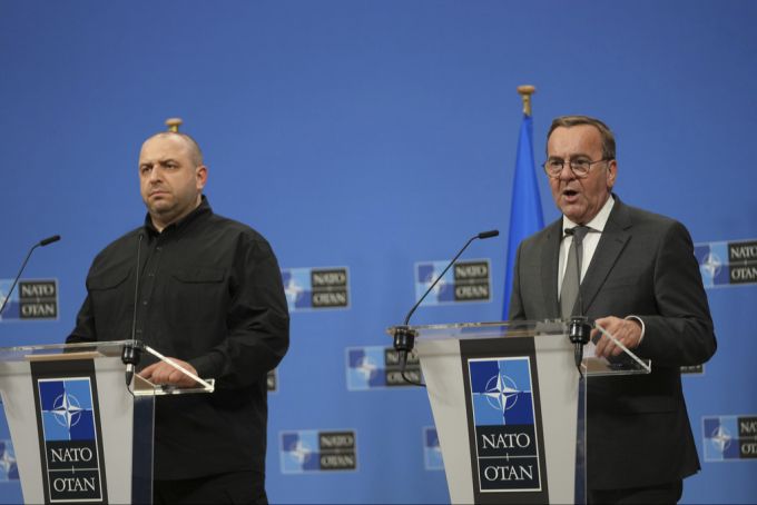 Verteidigungsminister Pistorius zu Gesprächen über Militärhilfe in Kiew. Ukraine Pistorius