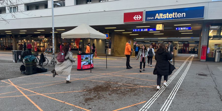 Umfrage an den Bahnhöfen