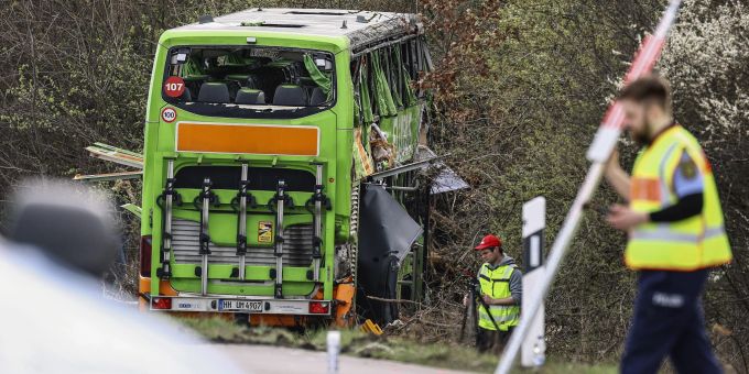 Der verunfallte Flixbus bei Leipzig (D). Flixbus