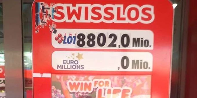 Da hat Swisslos keine Freude: Beim Bahnhofskiosk in Horgen ZH liegen 8802 Millionen Franken im Jackpot. Swisslos