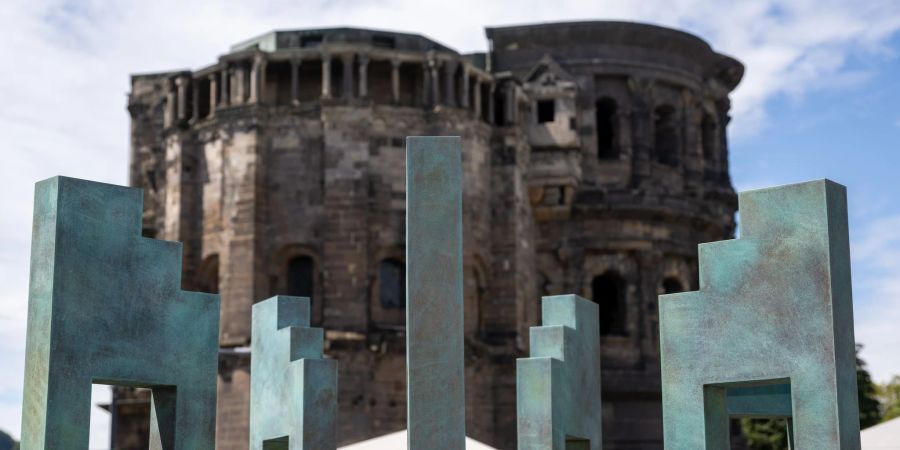 Erstmals wird am Jahrestag der Amokfahrt an der neuen Gedenkstätte der Opfer gedacht (Archivbild)