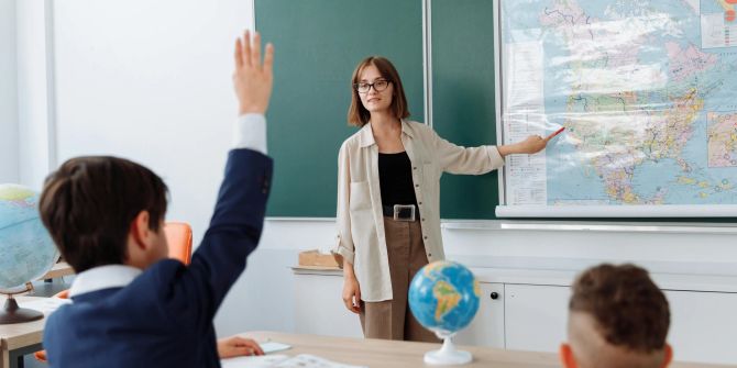 Schüler Gewalt Lehrerin Österreich