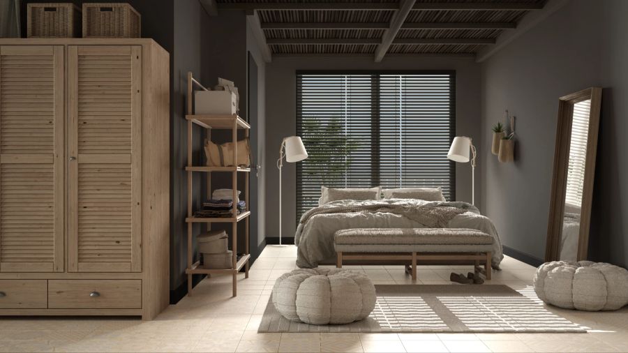 Schlafzimmer mit eleganter Möglichkeit zur vollständigen Verdunkelung.