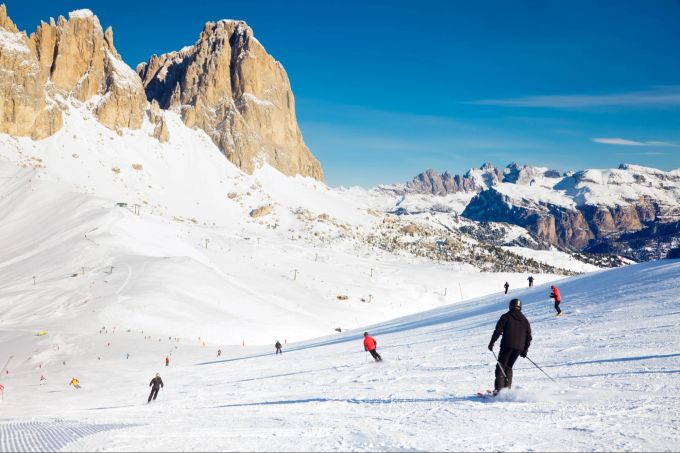 Auch in Italien gibt es herrliche Skilandschaften, in denen man seine Ferien geniessen kann. Ferien