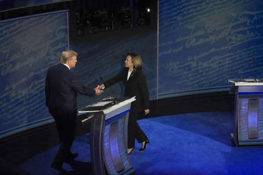 Kamala Harris wurde von Trump im Wahlkampf mehrfach verbal angegriffen. Hier ein Bild aus der TV-Debatte.