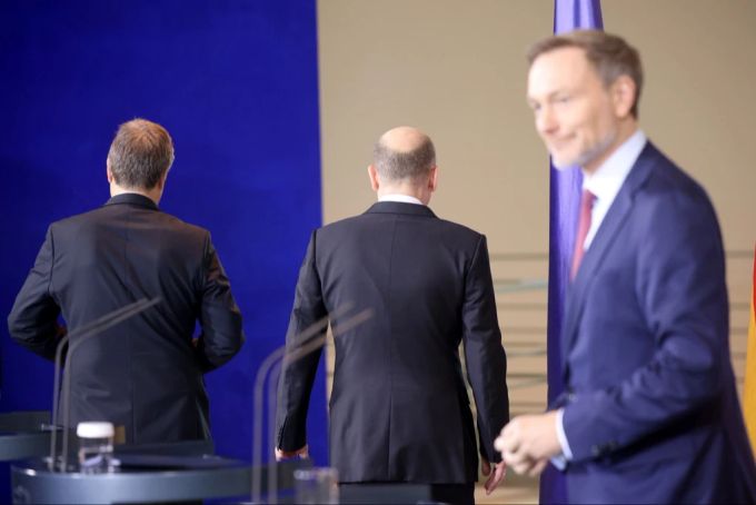Koalition in der Krise: Kanzler Scholz will Lindner auch zukünftig bei Gesprächen ausschliessen. Lindner, Scholz, Habeck