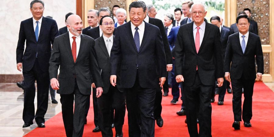 Xi Jinping, Präsident von China, empfing im März Vertreter von Wirtschaft und Wissenschaft aus den USA. Neun Prozent der US-Bürger sehen China als wertvollsten Verbündeten der USA. (Archivfoto)