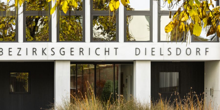 Freispruch für zwei Senioren: Sie hatten eine antisemitische Kurzgeschichte publiziert. Für eine Verurteilung bräuchte es jedoch den Willen, Personengruppen zu diskriminieren. (Symbo...