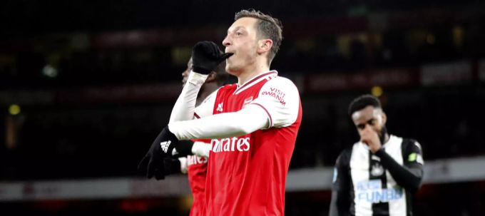 Mesut Özil stand für Arsenal zum letzten Mal am 7. März im Einsatz. Mesut Özil