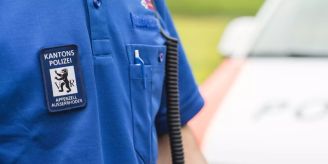 Herisau AR - In Bäckereicafé eingeschlichen und Bargeld entwendet
