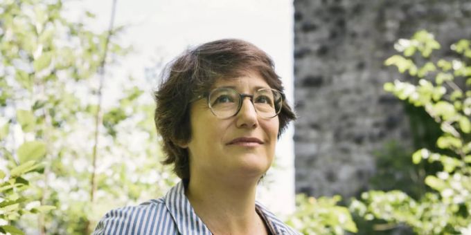 Annette Hug, Autorin, gewinnt den ZKB Schillerpreis 2022. (Archivbild) anette hug