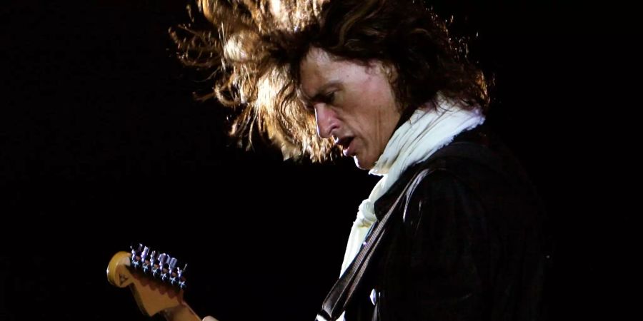 Joe Perry ist Gitarrist bei der US-Rockband Aerosmith.