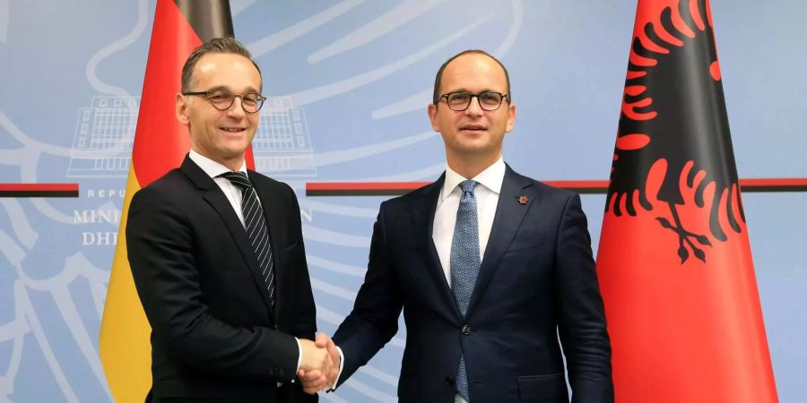 Die Aussenminister Ditmir Bushati (rechts, Albanien) und Heiko Maas (links, Deutschland).