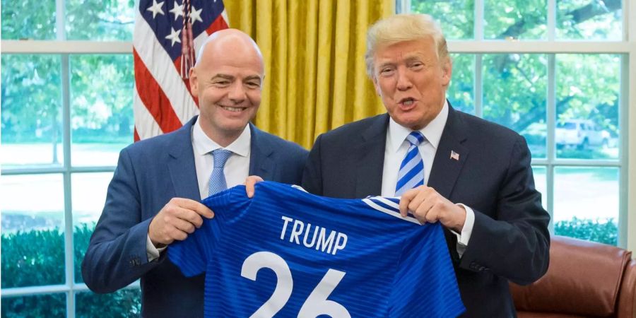 Gianni Infantino mit US-Präsident Donald Trump.