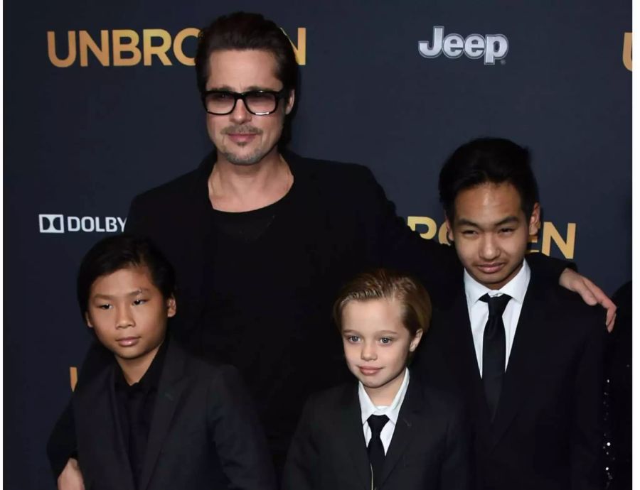 Hier war alles noch in Ordnung: Brad Pitt und drei seiner Kinder Pax, Shiloh und Maddox (von links) im Jahr 2014.