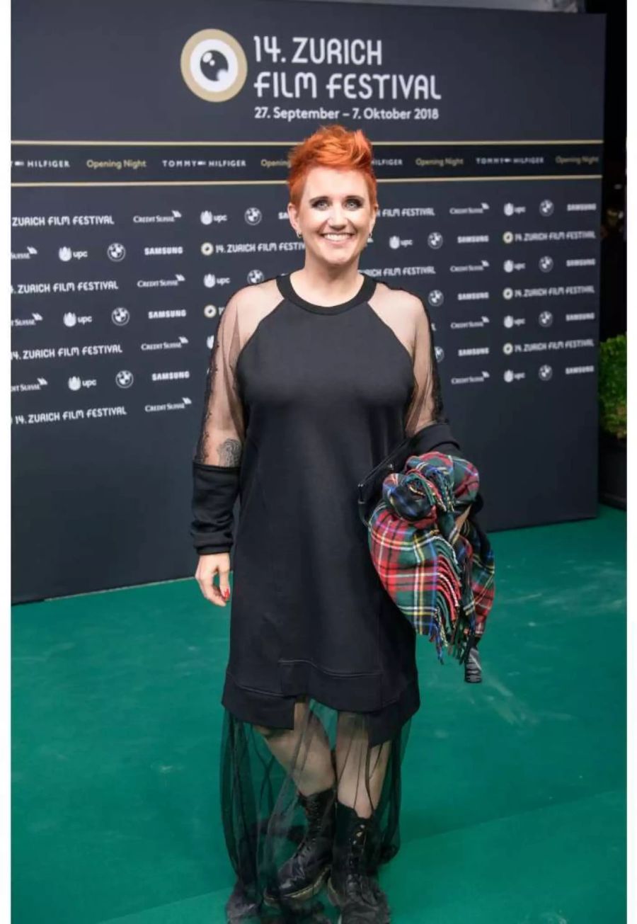 Steffi Buchli als Punk am ZFF-Opening.