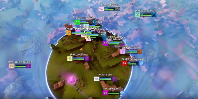 Gerüchte besagen, dass dies kein Bug ist, sondern ein Effekt des Würfels, welcher bald im Spiel implementiert wird. Aus der Vogelperspektive sind diverse Fortnite Chraktere zu sehen, welche hoch und runter fliegen, aufgrund eines Bugs der Schwerkraft.
