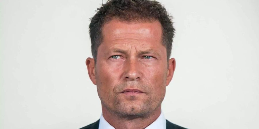 Regisseur Til Schweiger beantwortet am Rande der Dreharbeiten für den Film «Head full of Honey» bei einer Pressekonferenz die Fragen von Medienvertretern.